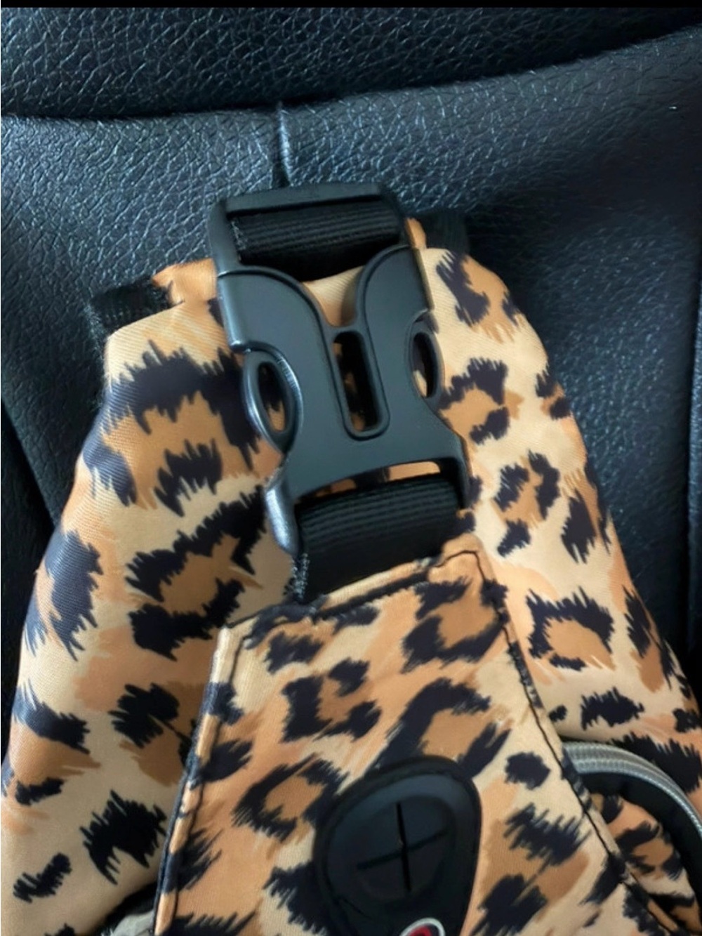 MOSISO Sling Backpack ~ - Picture 6 of 7